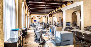 4 Person Coworking Desk