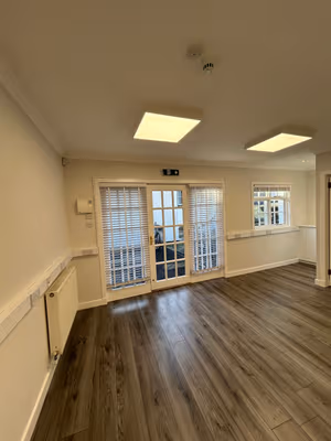 6 Person Private Office