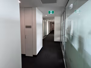 1 Person Shared Office