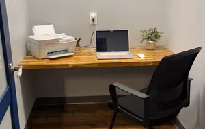 4 Person Coworking Desk