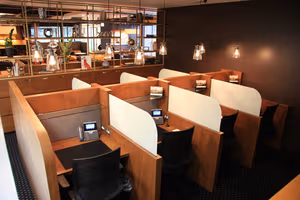 1 Person Coworking Desk