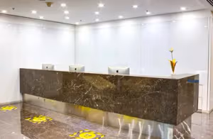 4 Person Coworking Desk