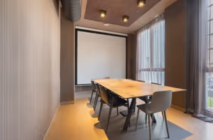 1 Person Coworking Desk