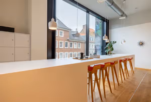 1 Person Private Office