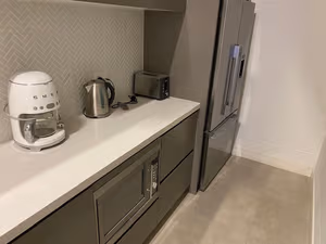 1 Person Coworking Desk