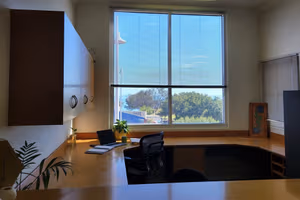 5 Person Coworking Desk