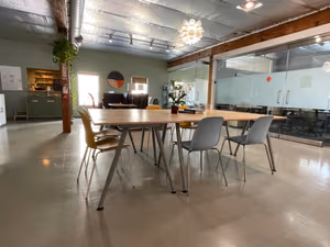 1 Person Coworking Desk