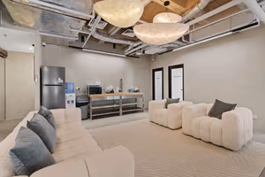 5 Person Private Office