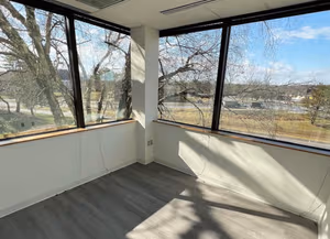 3 Person Coworking Desk