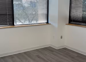 1 Person Coworking Desk