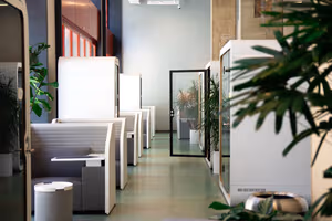 4 Person Coworking Desk