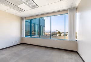 3 Person Private Office