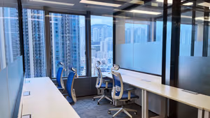 4 Person Private Office