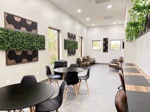 4 Person Coworking Desk