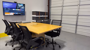 4 Person Coworking Desk