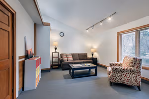 1 Person Private Office