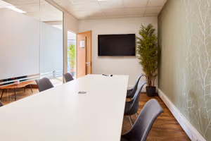 4 Person Private Office
