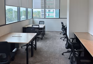 5 Person Private Office