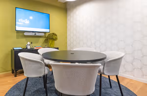 30 Person Private Office