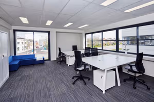 1 Person Coworking Desk