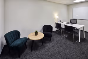 1 Person Shared Office