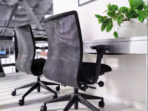 10 Person Private Office