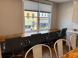 1 Person Coworking Desk