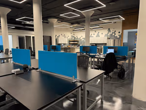 5 Person Coworking Desk