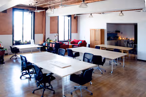 5 Person Coworking Desk