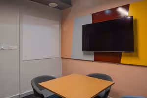 5 Person Private Office