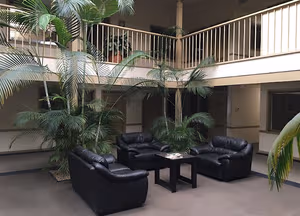 1 Person Coworking Desk