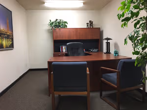 4 Person Shared Office