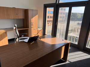 1 Person Coworking Desk