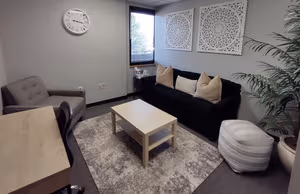 10 Person Private Office