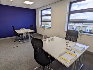 3 Person Private Office