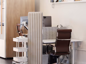4 Person Coworking Desk