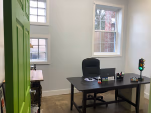 4 Person Private Office