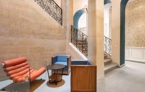10 Person Private Office