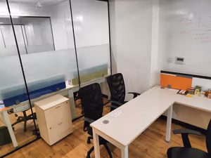 1 Person Coworking Desk