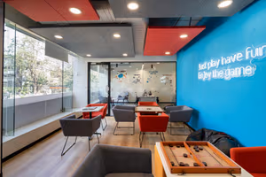 215 Person Private Office