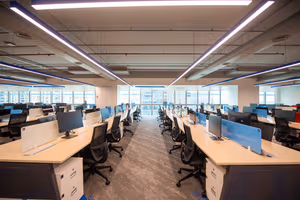 150 Person Private Office