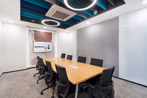 400 Person Private Office