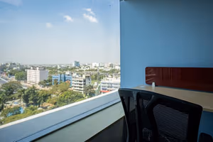 20 Person Private Office