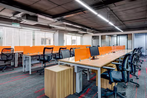 5 Person Coworking Desk