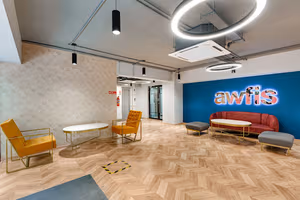 8 Person Private Office