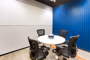 9 Person Coworking Desk