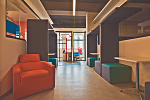 1 Person Coworking Desk