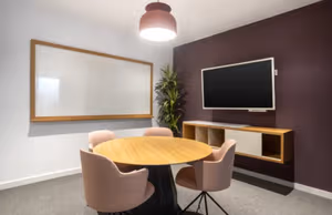 7 Person Private Office