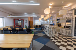 3 Person Coworking Desk