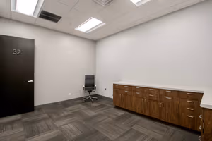 1 Person Private Office